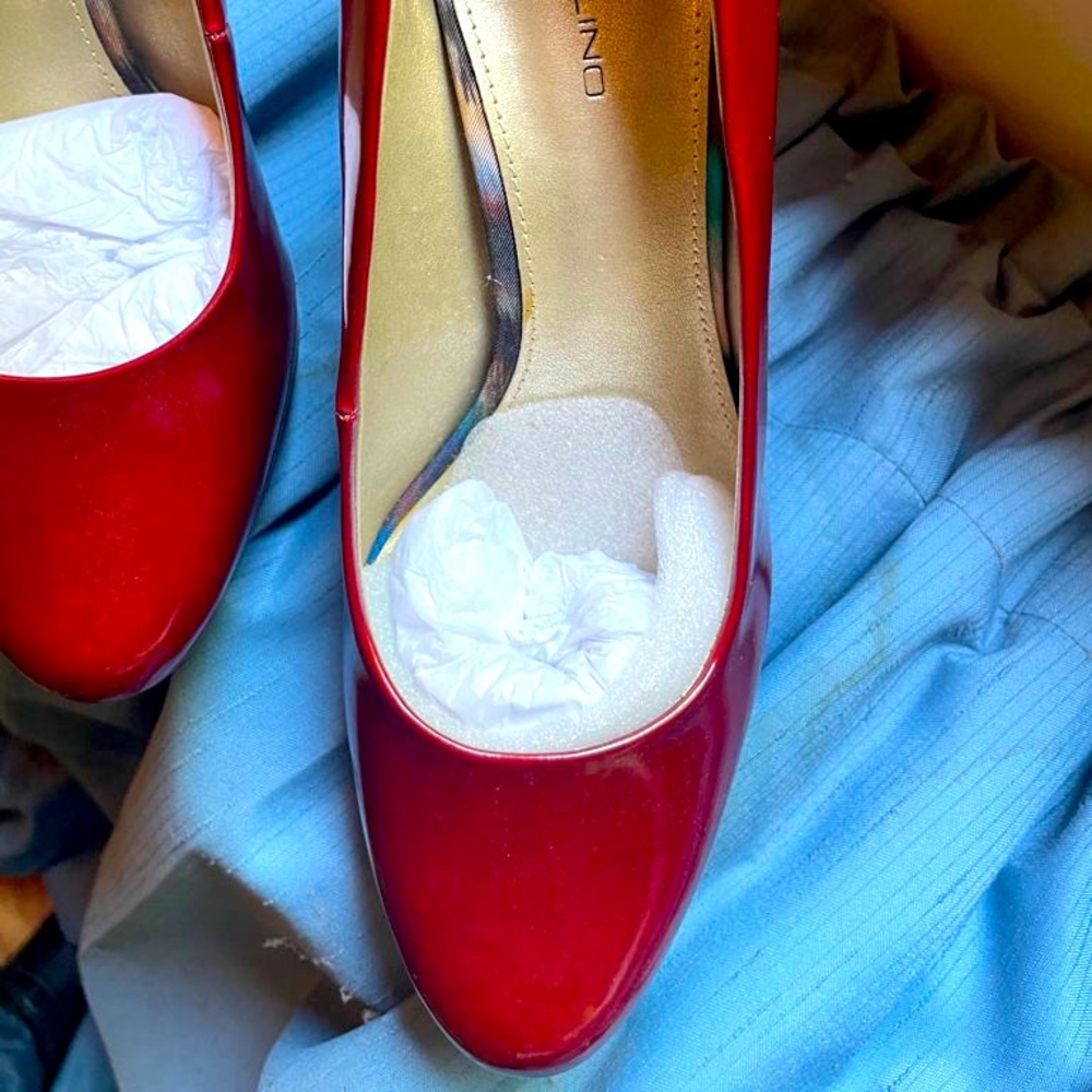 Bandolino Red Shoes 👠